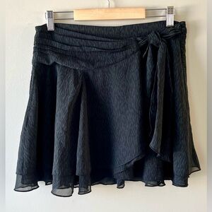 Aerie Wrap Mini Skirt Black/Dark Green Tonal Abstract Print Size M -youthful